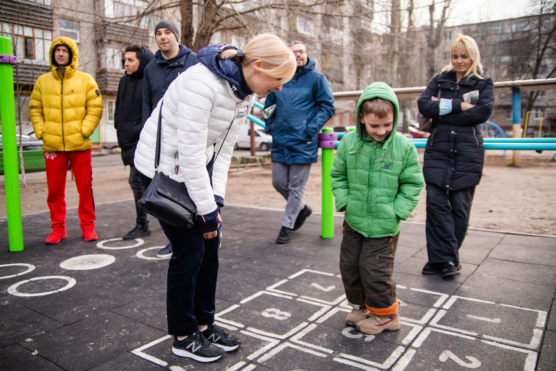 В Днепре мастер-классом по воркауту открыли мультифункциональные спортплощадки