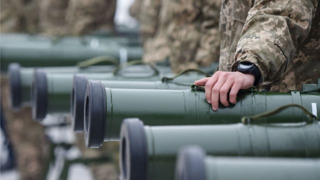 военное положение