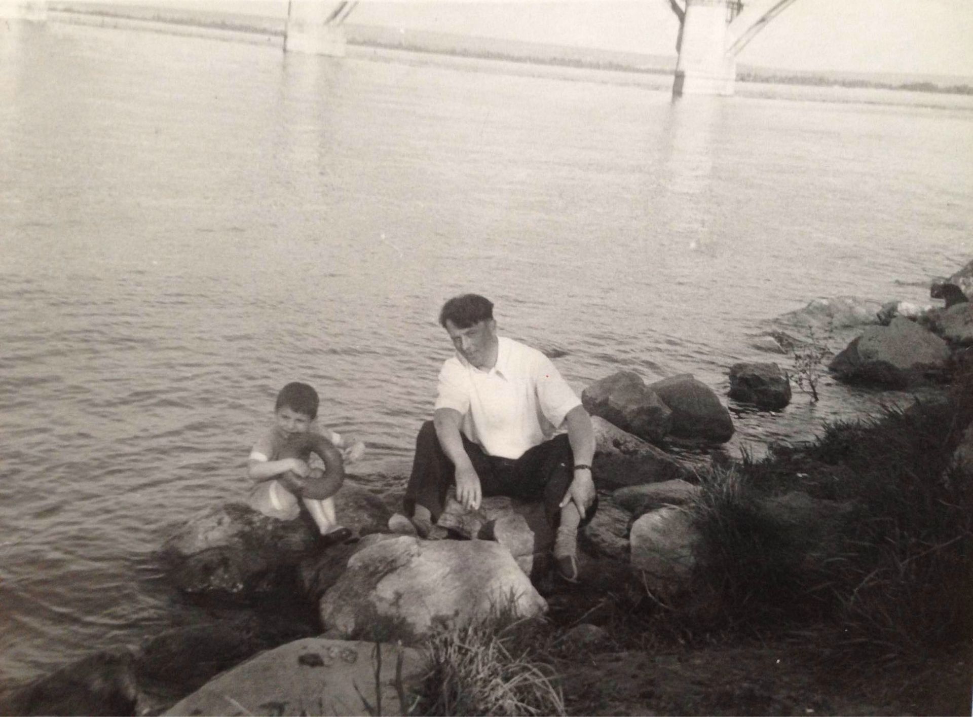 "Колись був Потьомкінський сад": жителі Дніпра показали архівні фото скель біля парку Шевченка 