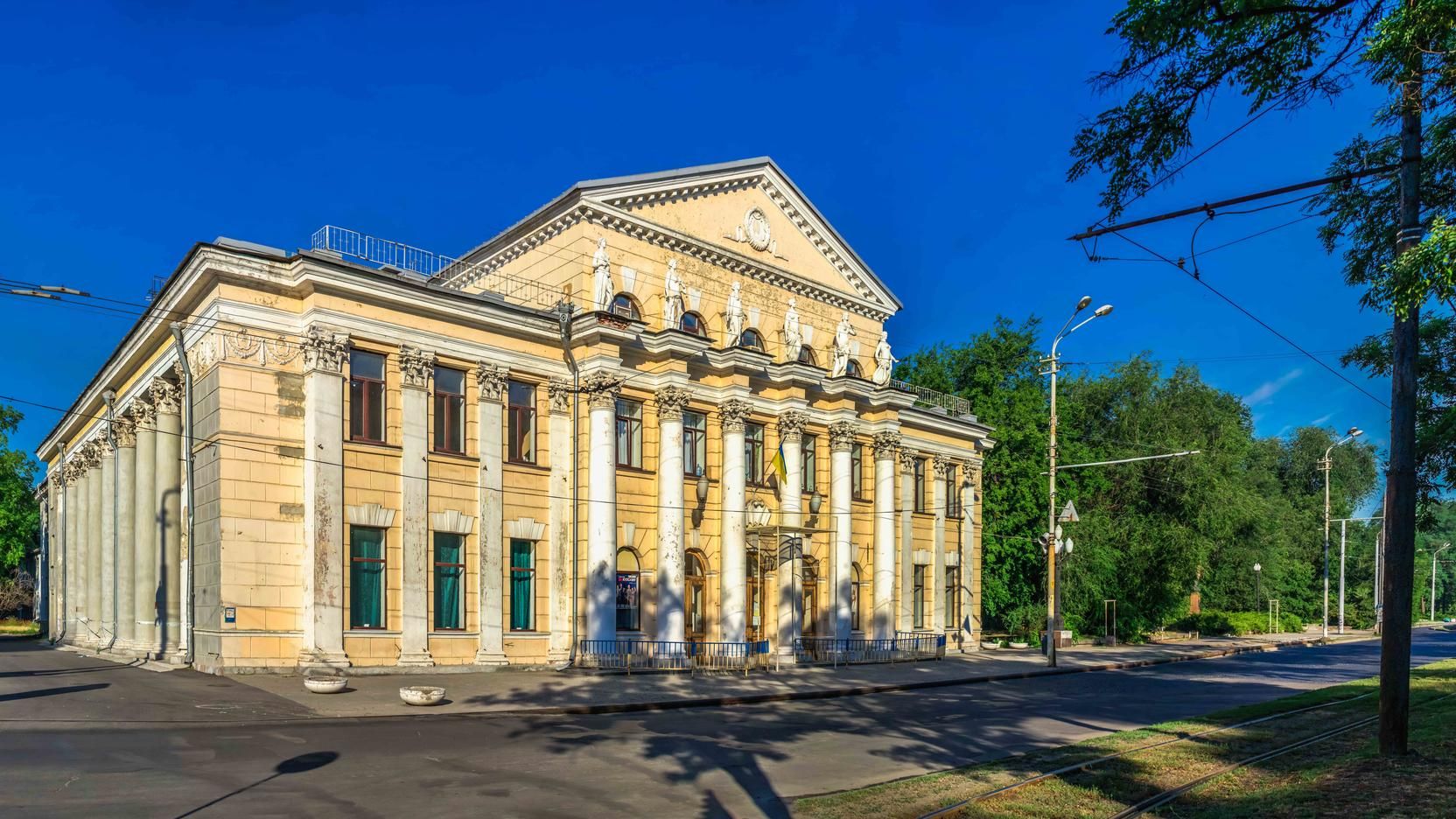 theatre-dnipro-2