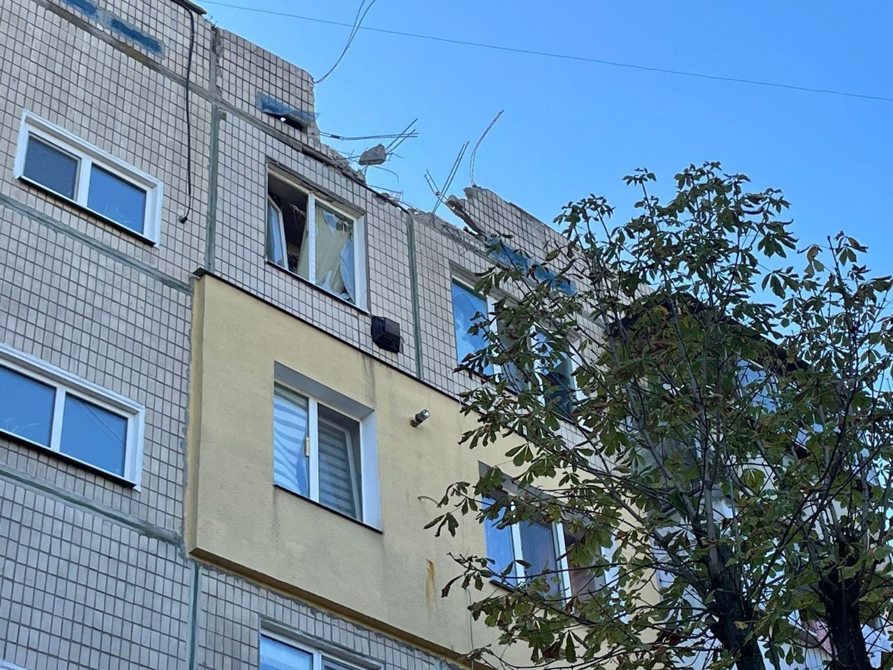Внаслідок обстрілу Дніпропетровщини постраждали троє людей 