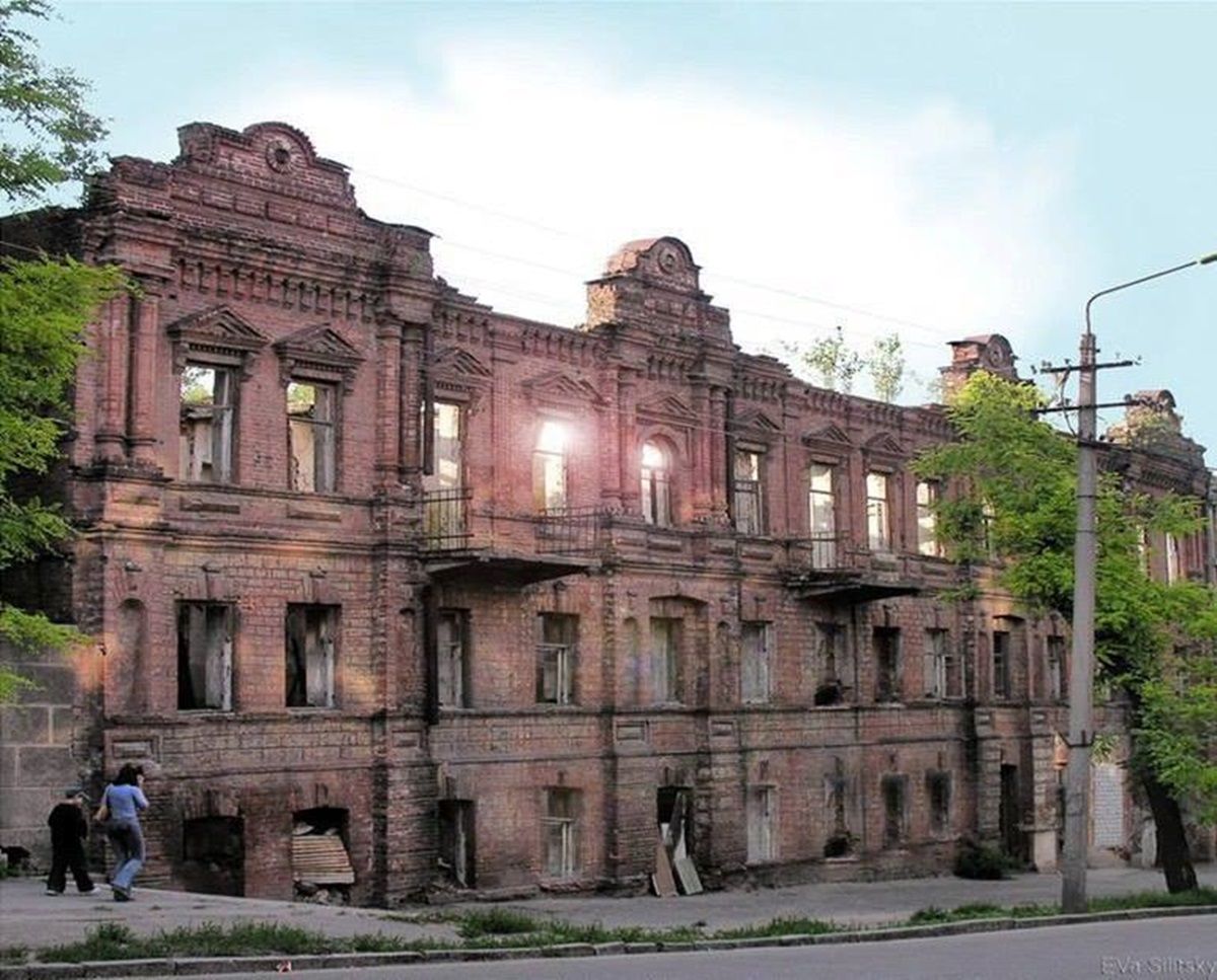 дом на артема