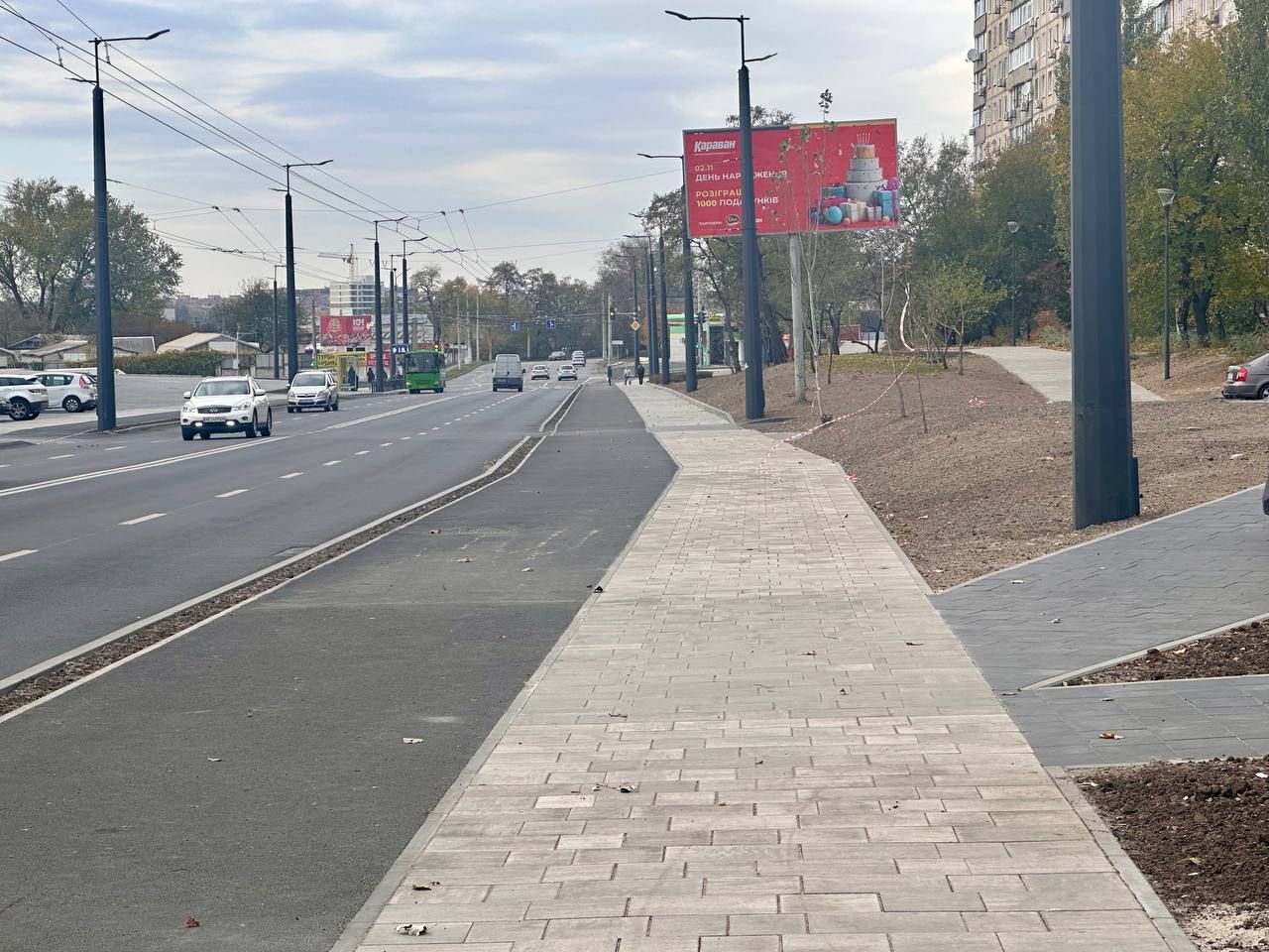 В Днепре почти завершили трансформацию улицы Калиновой (фото)