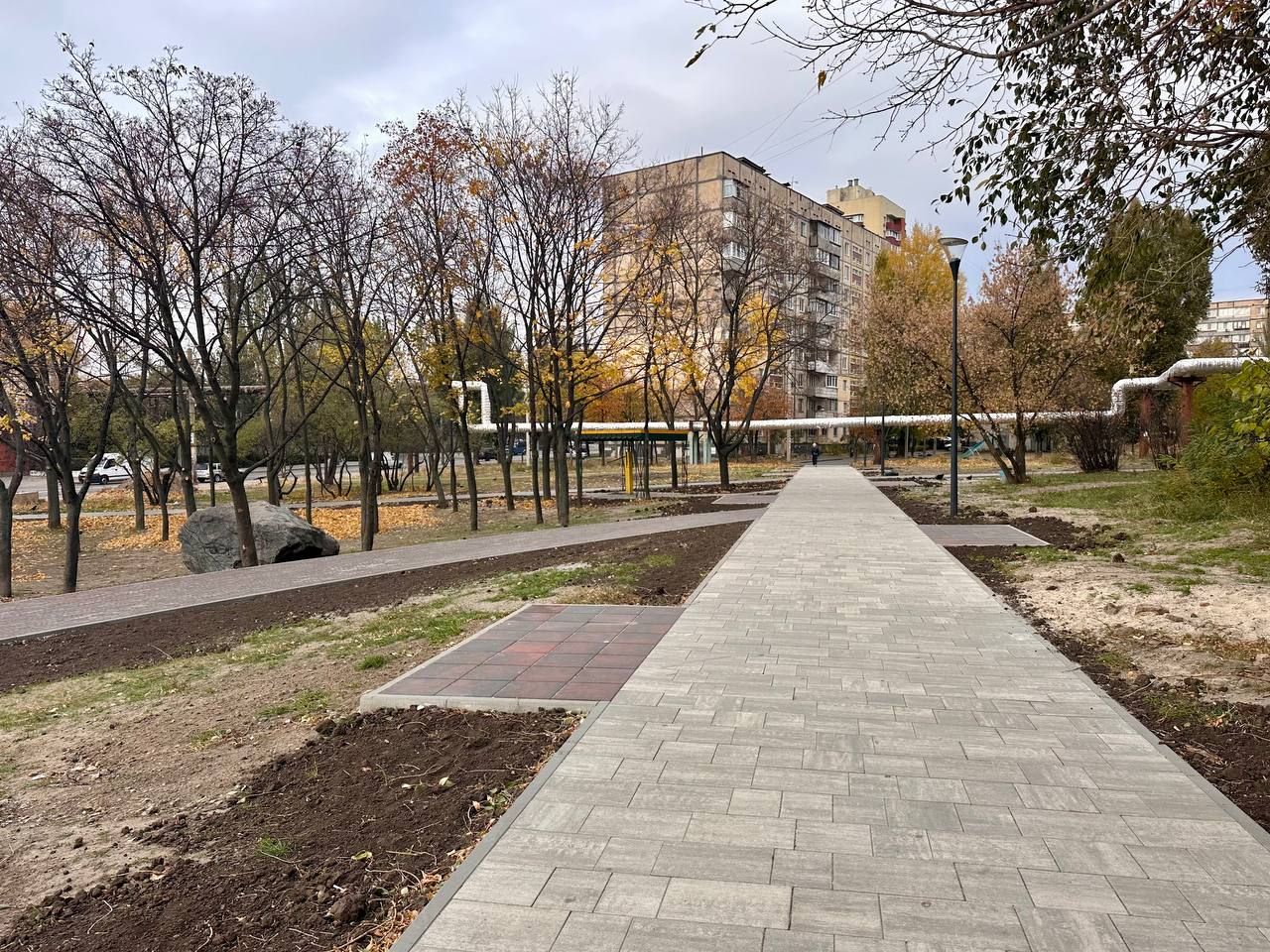 В Днепре почти завершили трансформацию улицы Калиновой (фото)