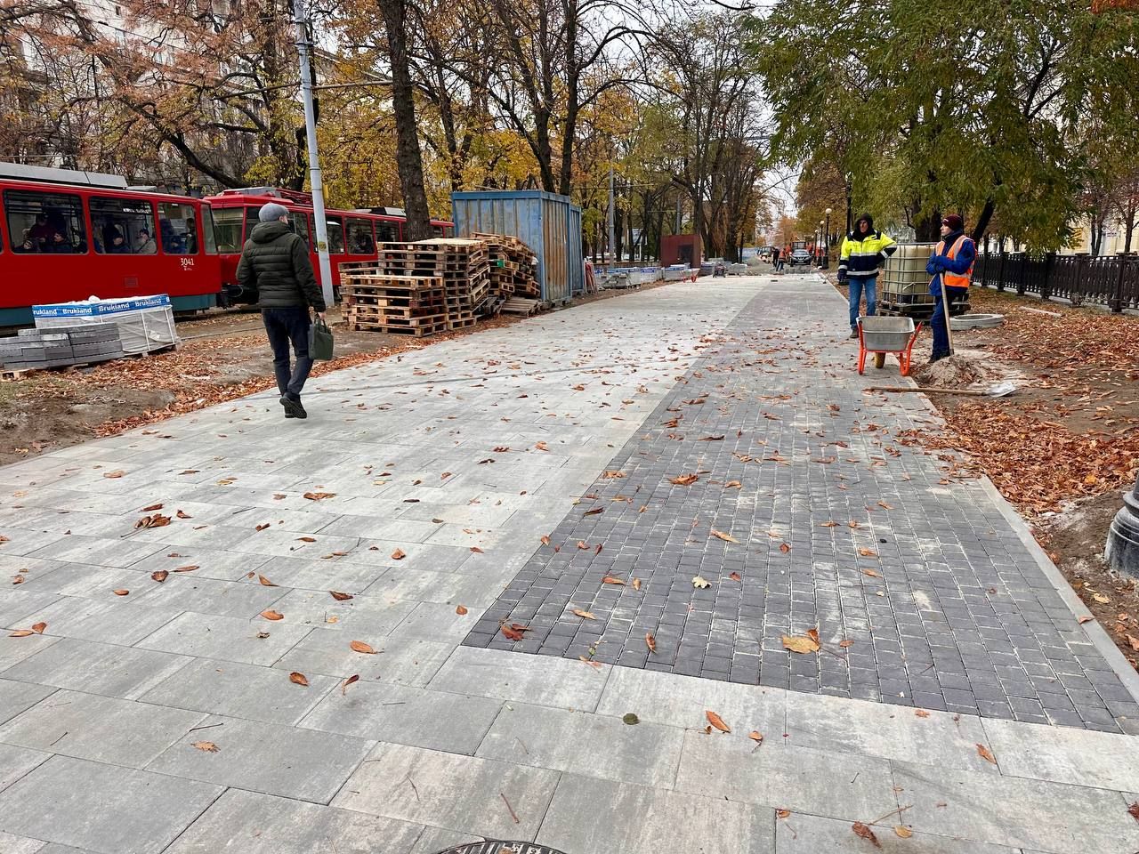 У центрі Дніпра до непізнаваності змінилася пішохідна зона (фото)