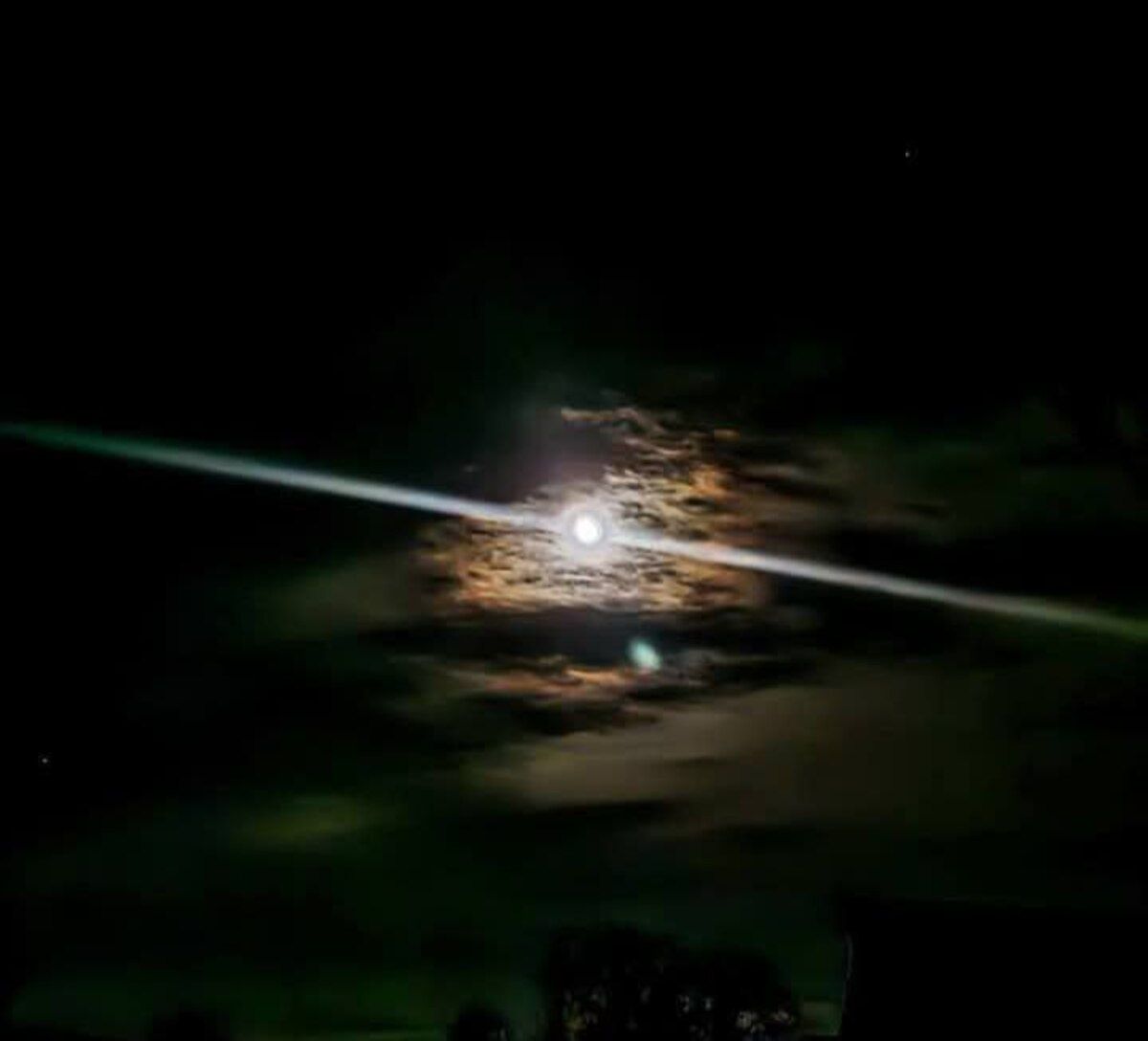 Місячне гало у Нікопольському районі. Фото: "Просто Дніпро"