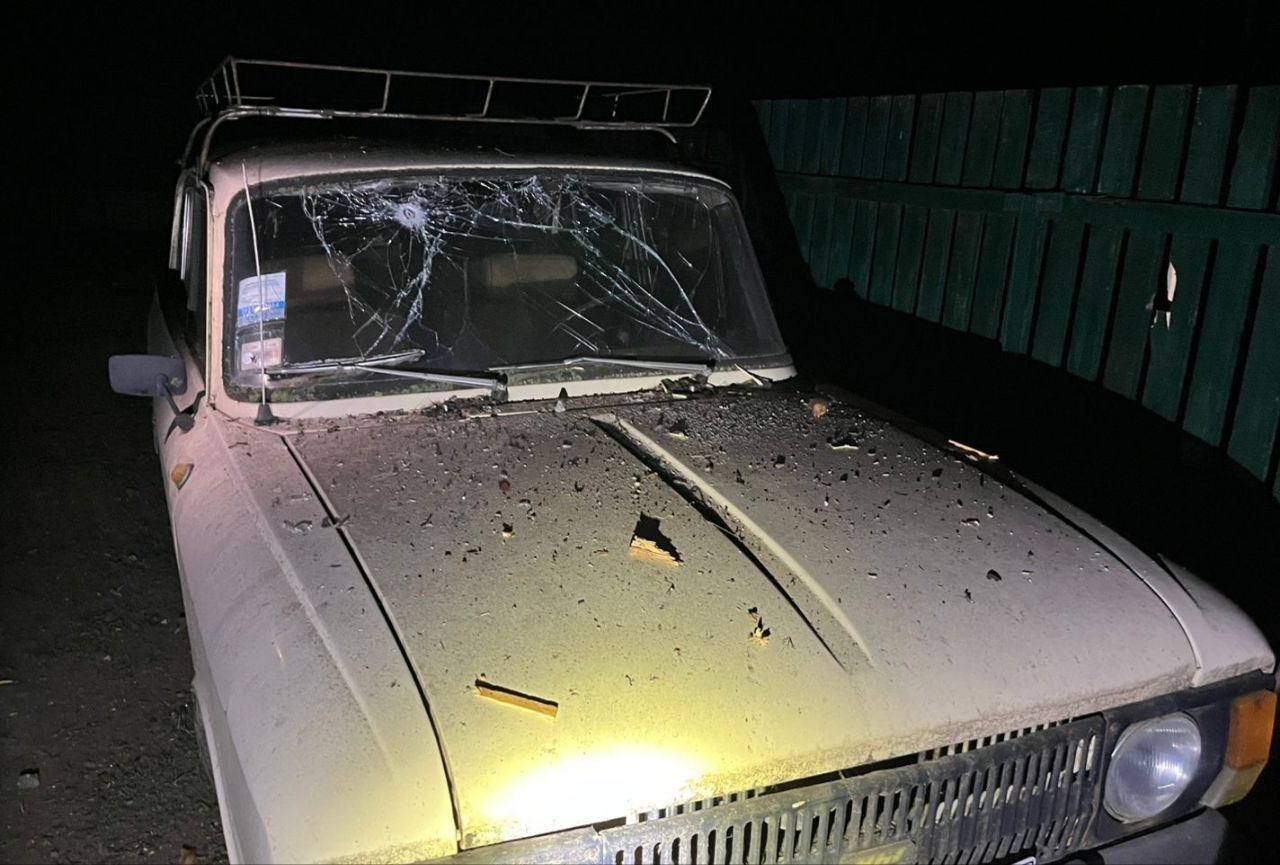 Ворог вночі та зранку атакував Дніпропетровщину: пошкоджені гімназія та санаторій