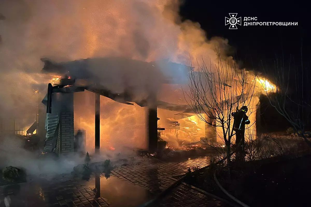 На Днепропетровщине произошел масштабный пожар на территории садового общества