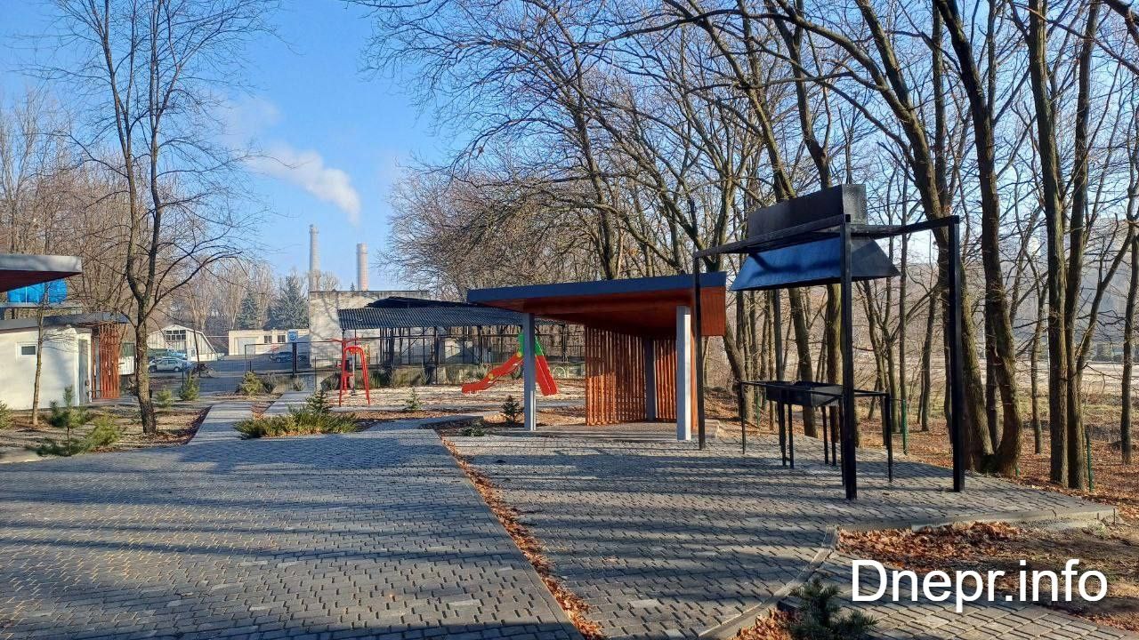 В Днепре в Туннельной балке появилась рекреационная площадка (фото)