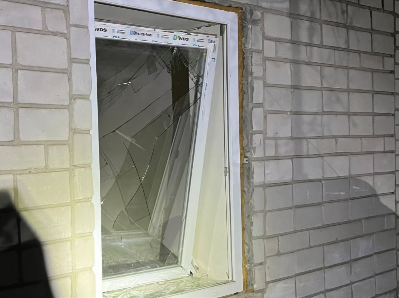 Внаслідок ворожої атаки є пошкодження у Дніпровському районі