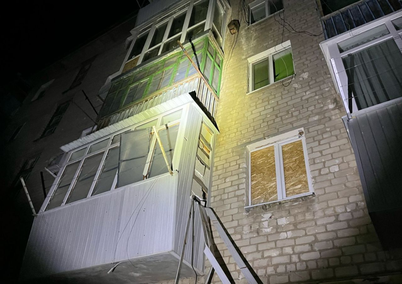 Окупанти кілька разів обстріляли місто на Дніпропетровщині: постраждали 4 людей