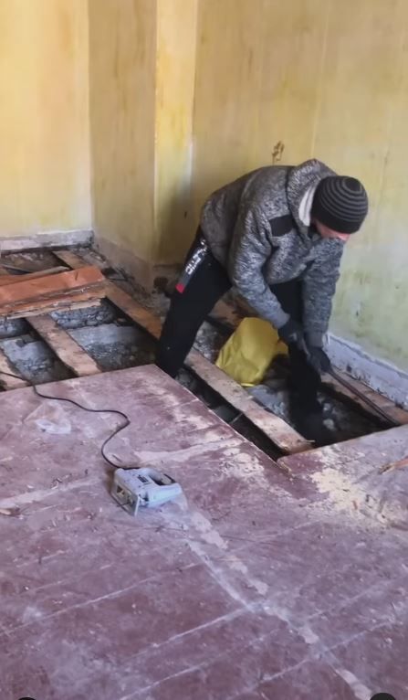 Разбор полов в квартире