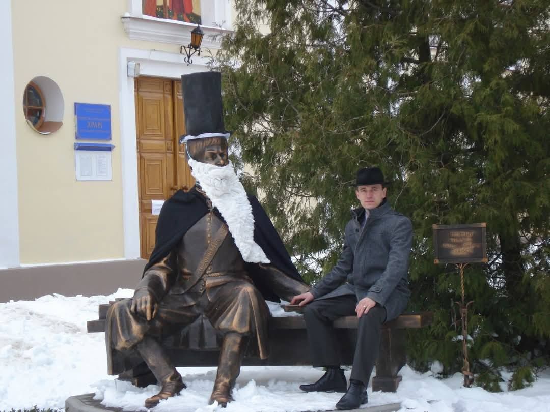 Повернувся з-за кордону та став на захист України: на фронті загинув історик з Дніпра