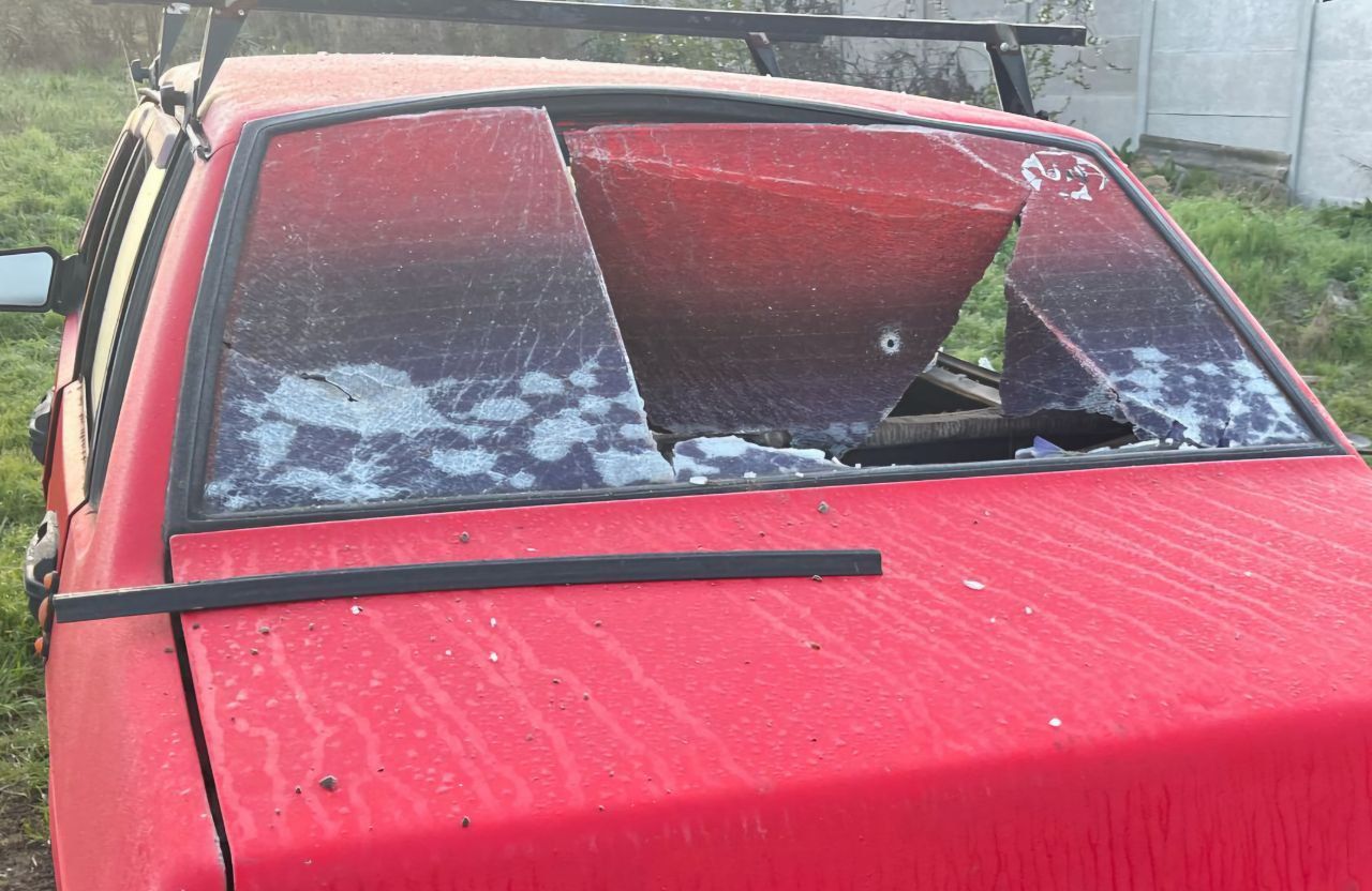 Ворог атакував Дніпропетровщину БпЛА: постраждав чоловік, виникли пожежі