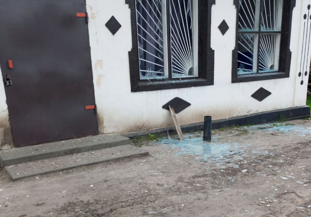 Окупанти завдали удару по Дніпропетровщині: поранена жінка, пошкоджені будинки