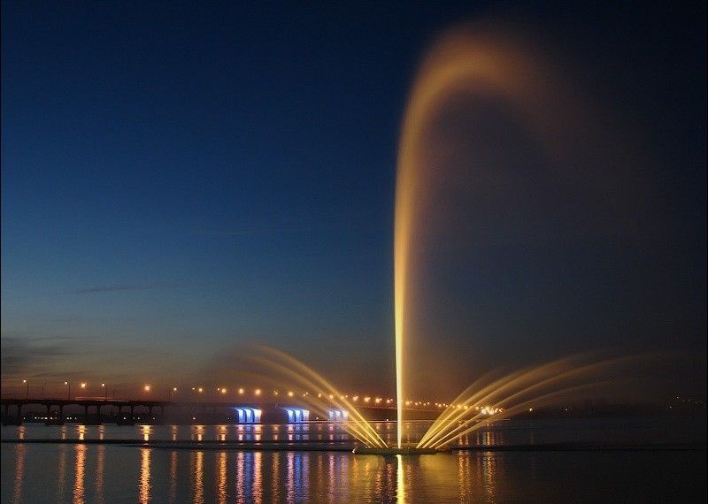 7841_800x600_fontan Belyi lebedy1 Фонтан «Білий Лебідь»