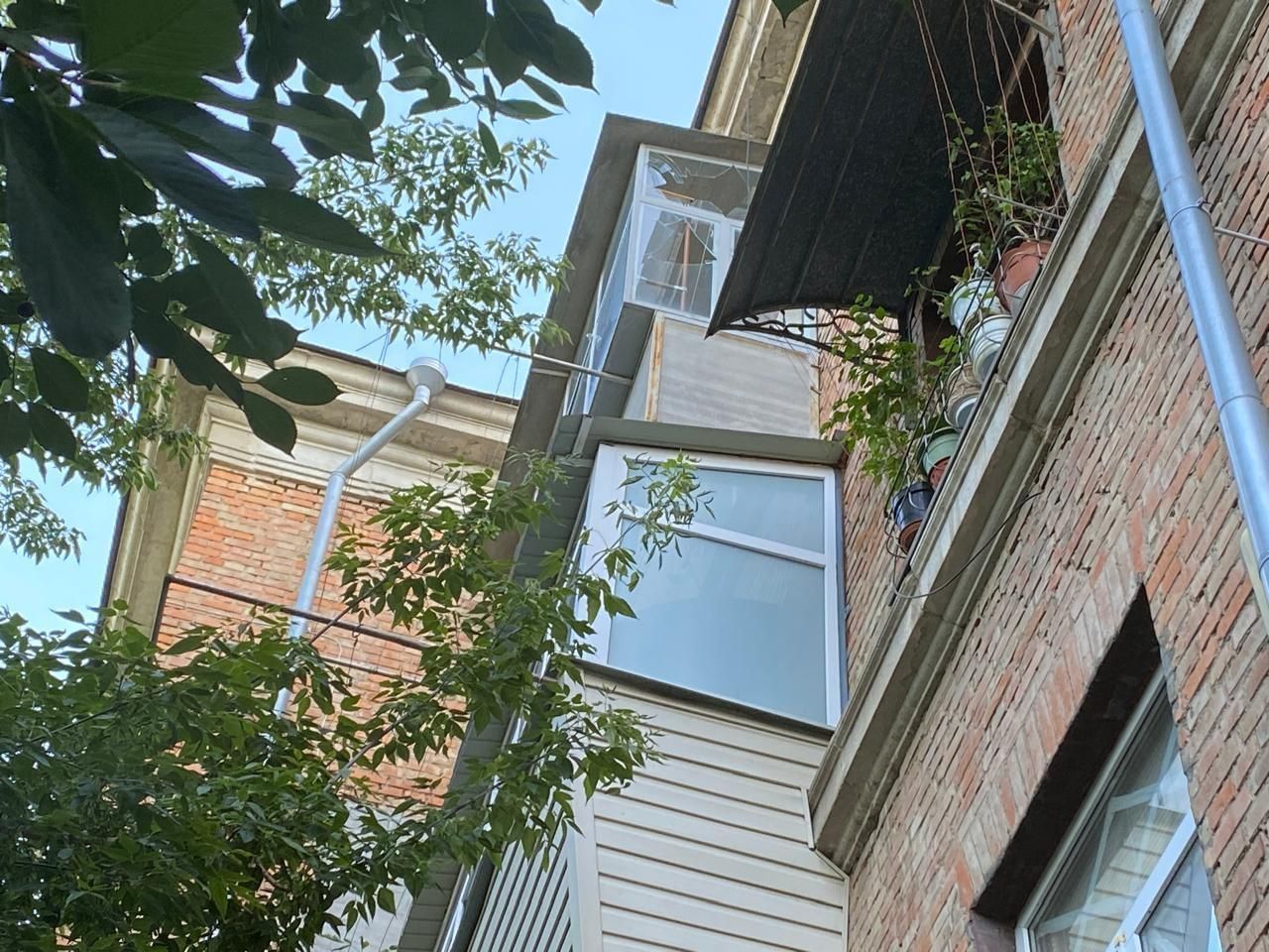 Нічна атака на Дніпропетровщину: ППО знищила ракети та БпЛА, є постраждалі