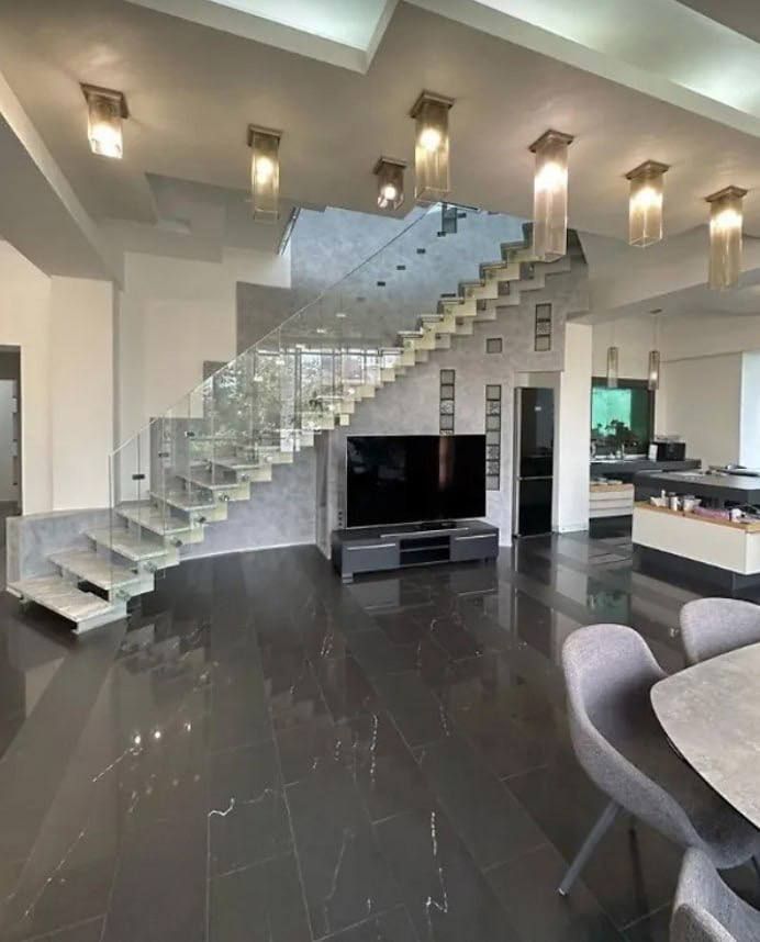 Екслідер ОПЗЖ Гуфман продав свій будинок у Дніпрі однопартійцю: що відомо про угоду та елітний маєток