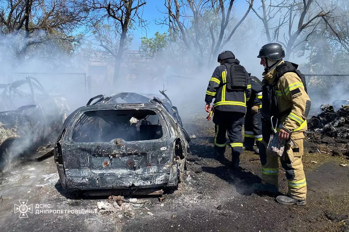 ДСНС Двоє загиблих внаслідок удару по Синельниківському району 19 липня