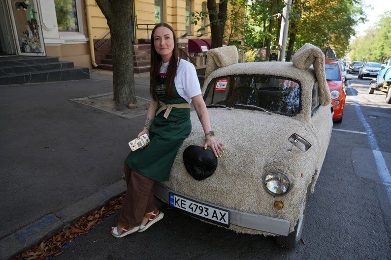 2763970035223640 (1) Власниця авто. Фото: "Суспільне".