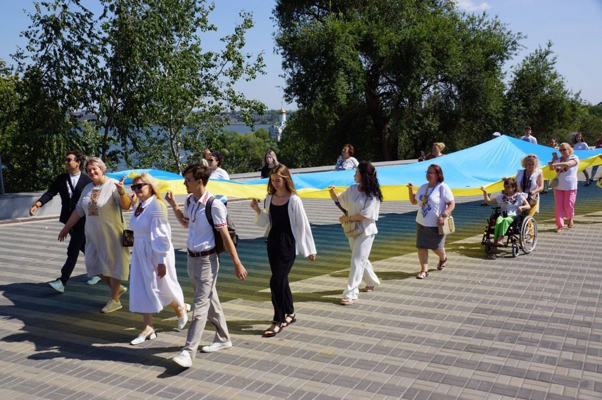 Прапор 23 серпня — День Державного Прапора України