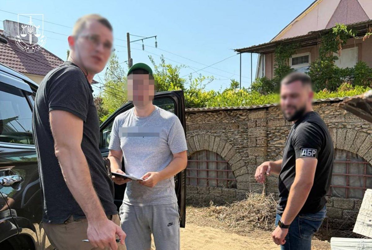 ДБР Бывшее руководство Госгеокадастра разворовало более 500 гектаров государственных земель на Днепропетровщине