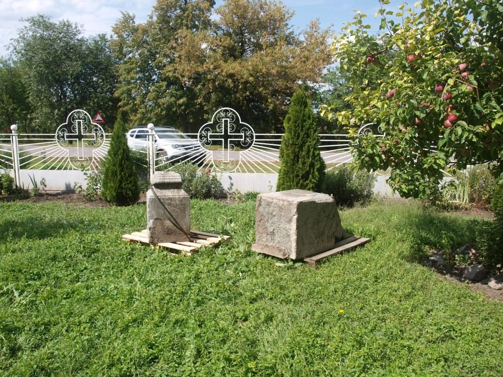 540699261_840696901646278_1931295590458097923_n Надгробки, які повернули до монастирі