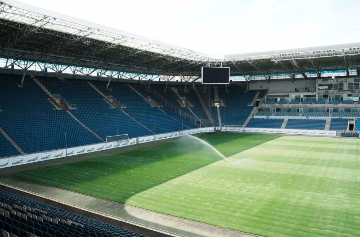 Стадион в Днепре