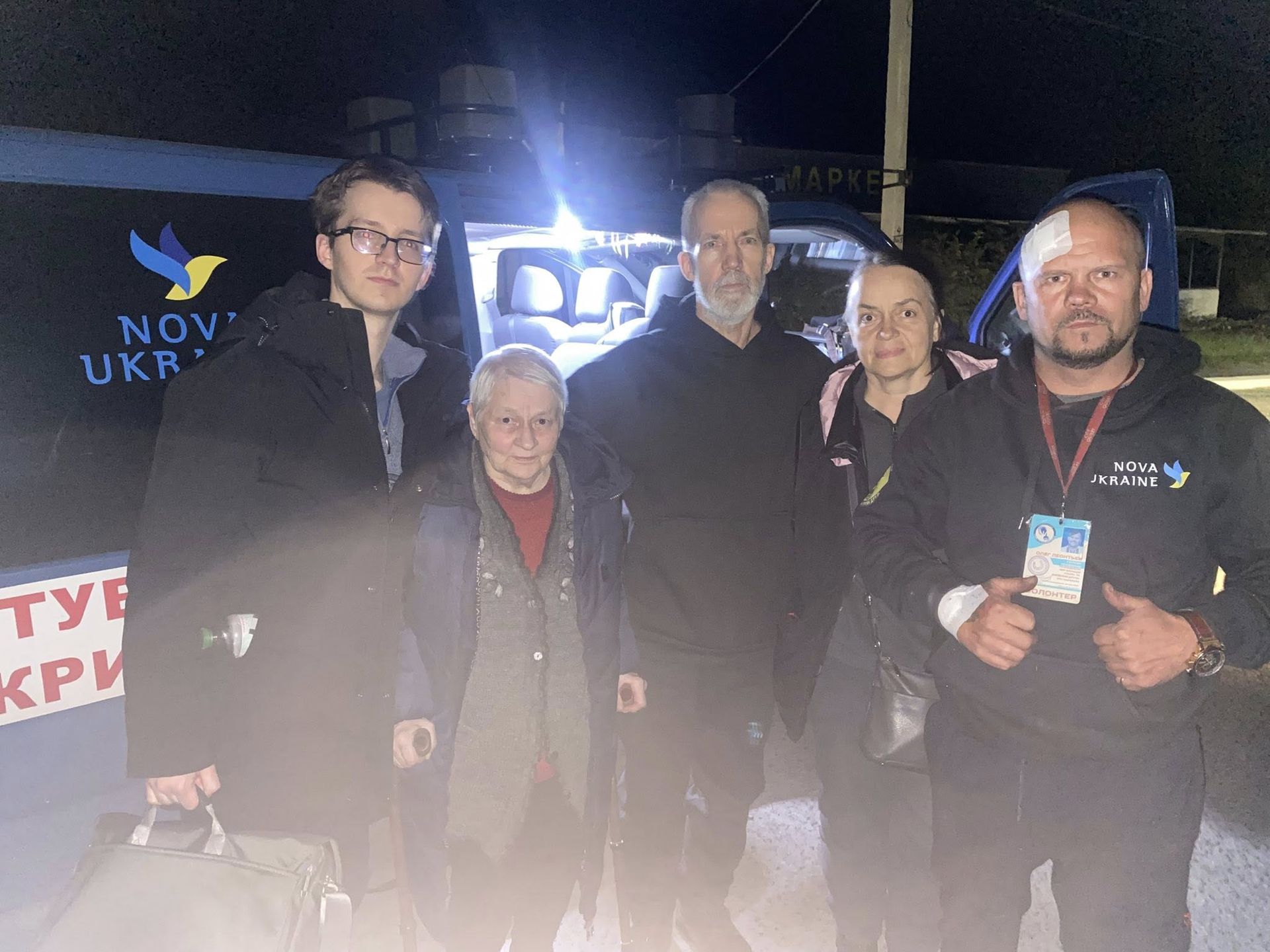 Ворожі дрони атакували авто волонтера з Кривого Рогу під час евакуації людей