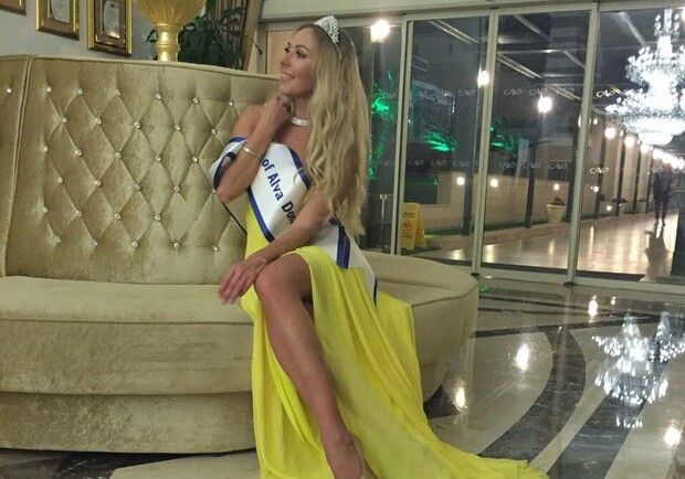 39_main-v1577257645 Евгения Зырянова получила титул на конкурсе красоты в 2015 году. Фото: из личного архива