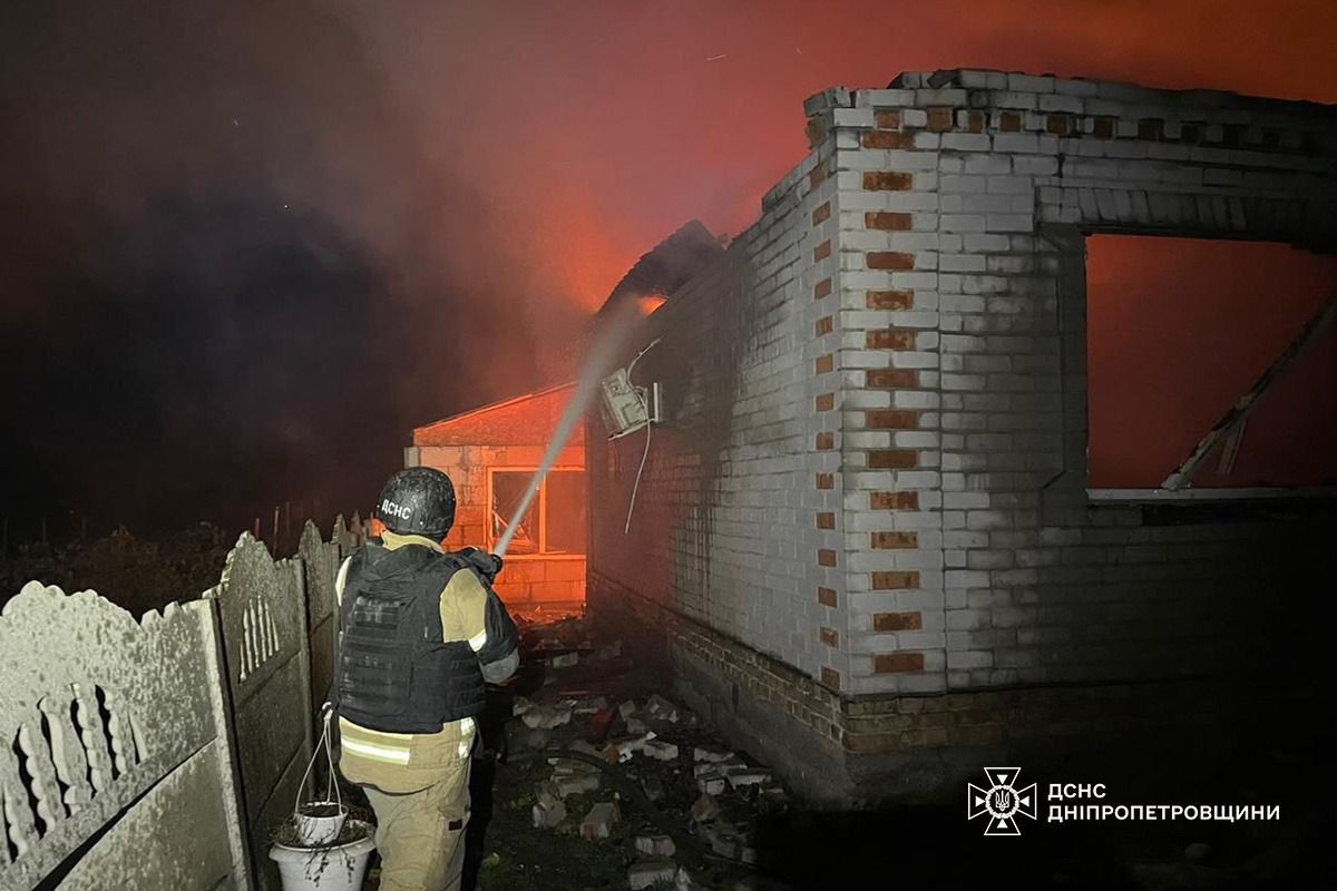 фото_2025-11-04_08-20-49 Загорелся дом. Фото: ГСЧС