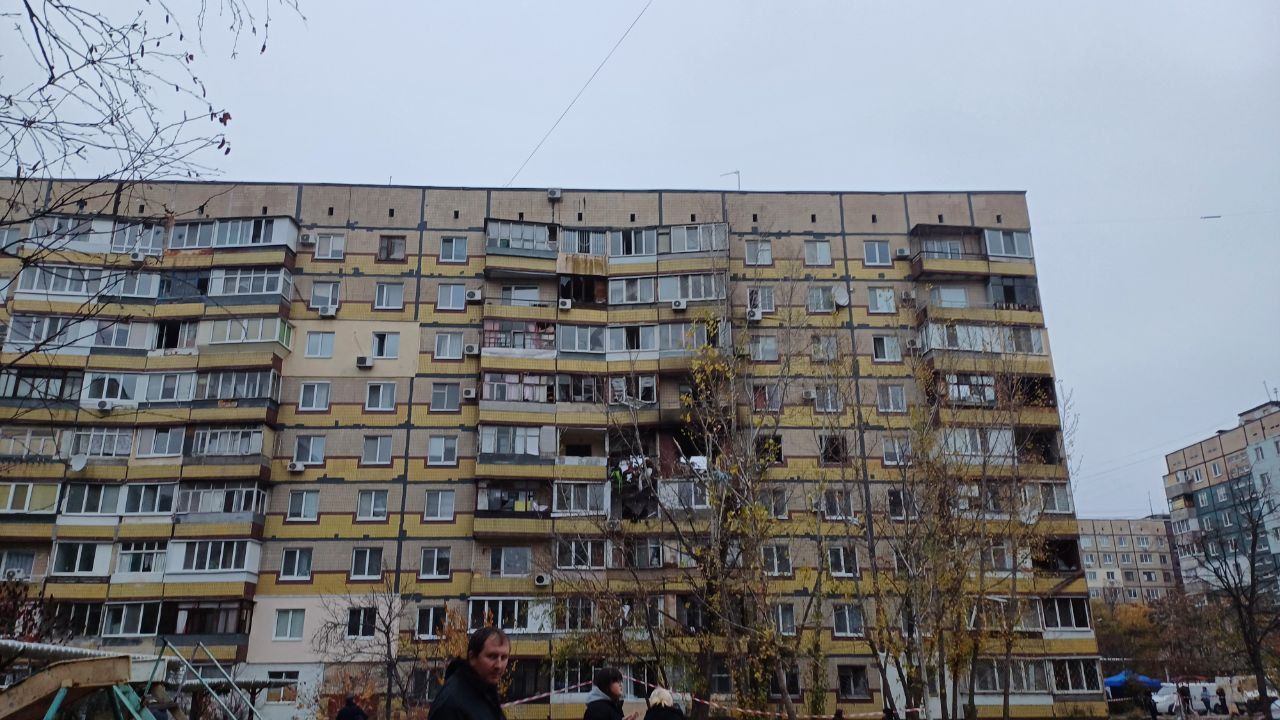 photo_2025-11-08_15-39-13 (2) Будинок з іншої сторони