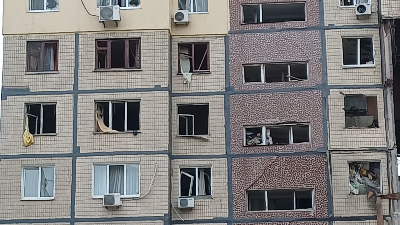 photo_2025-11-08_15-41-30 У будинку вибиті майже всі вікна