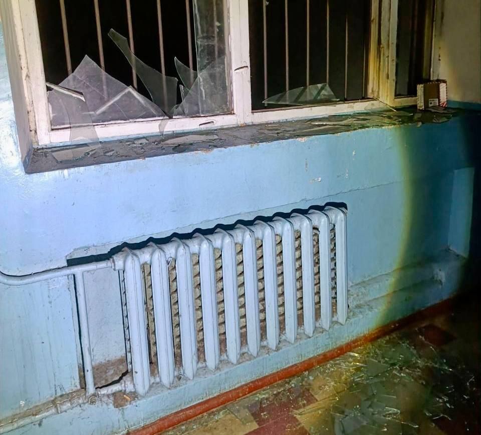 Скло вибило у під'їздах та квартирах містян