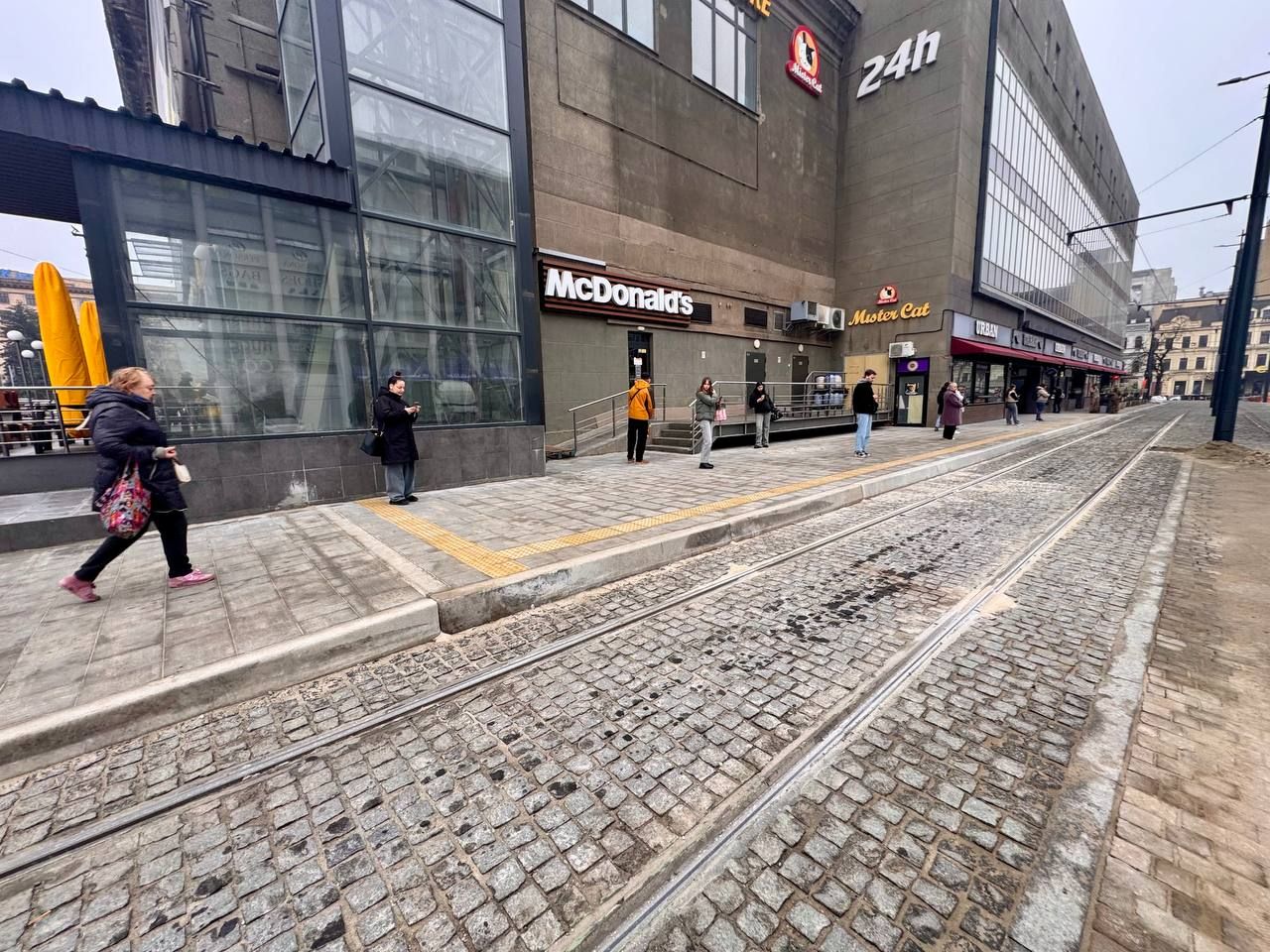 Трамвайна платформа робилась під нові низькопідлогові трамваї