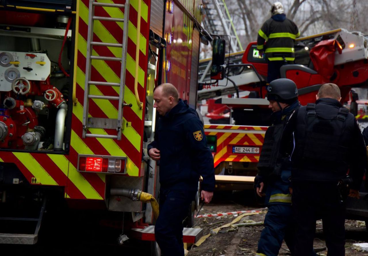 Спасатели на месте атаки