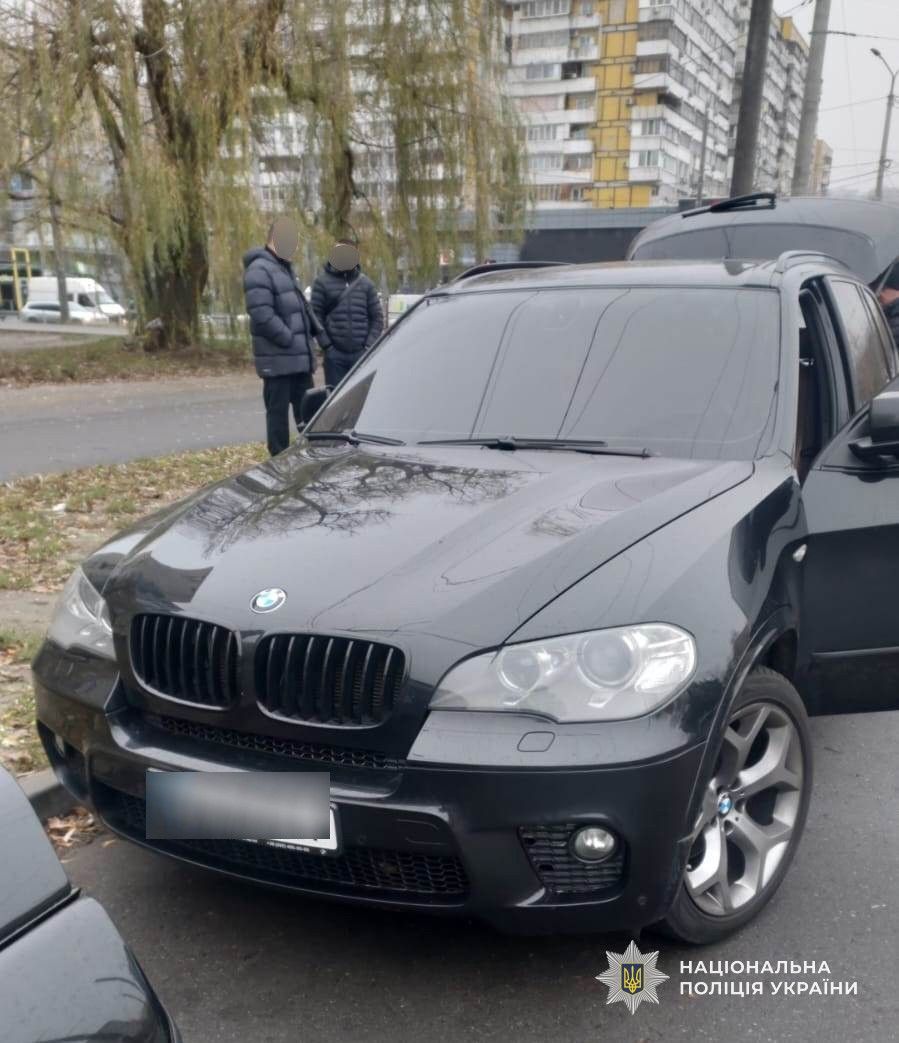 У подозреваемых провели обыски