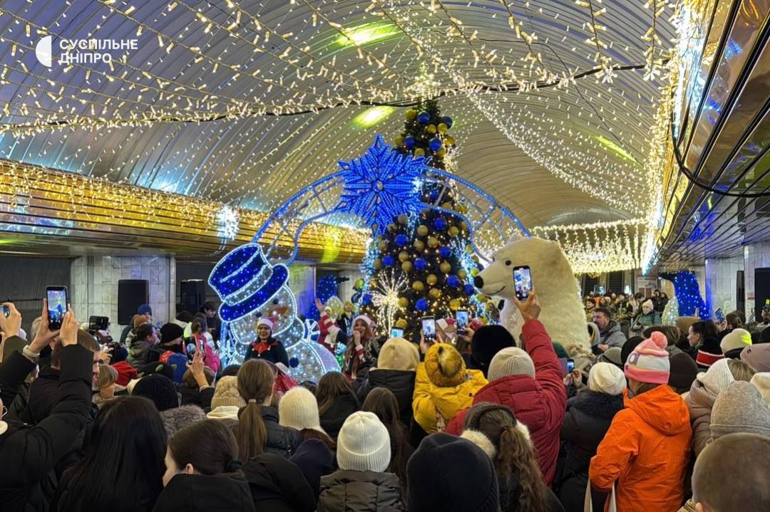 Увидеть елку можно будет две недели