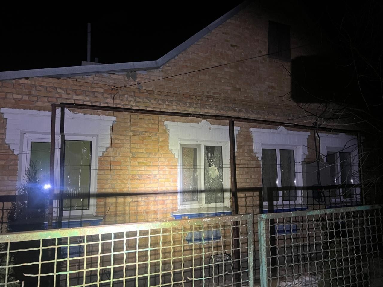 Наслідки ворожої атаки. Фото: ДніпроОВА