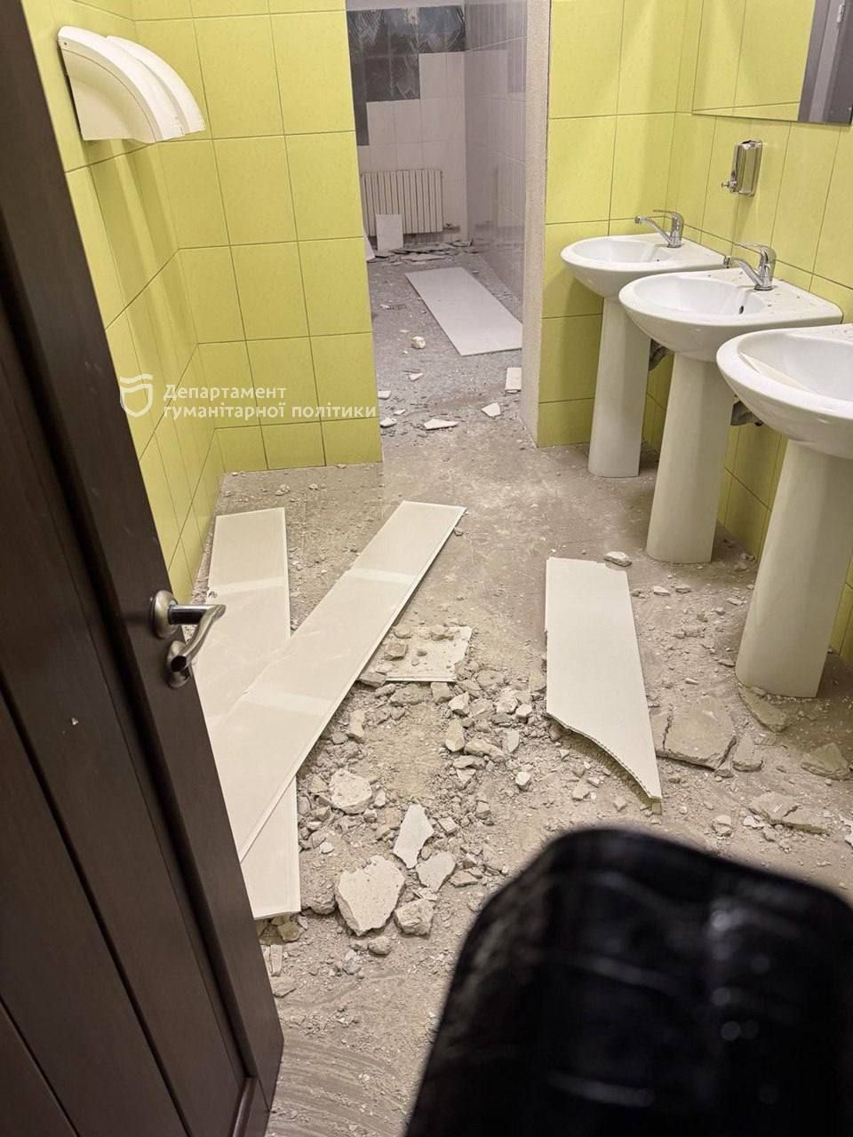 У ГумДепі показали, як виглядають пошкоджені через атаку в Дніпрі заклади освіти: фото