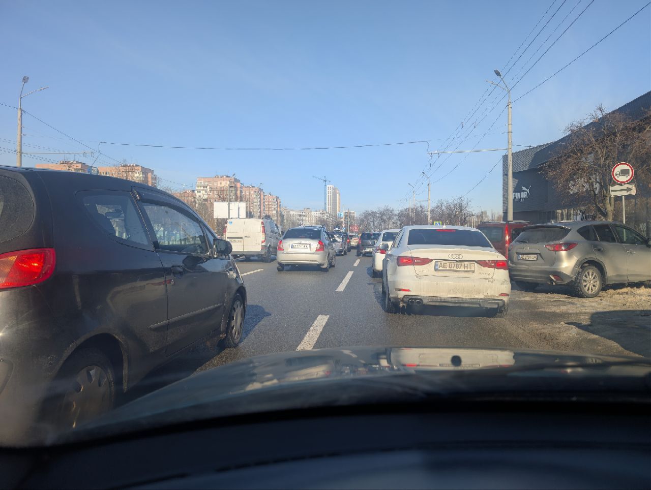 Збирається затор