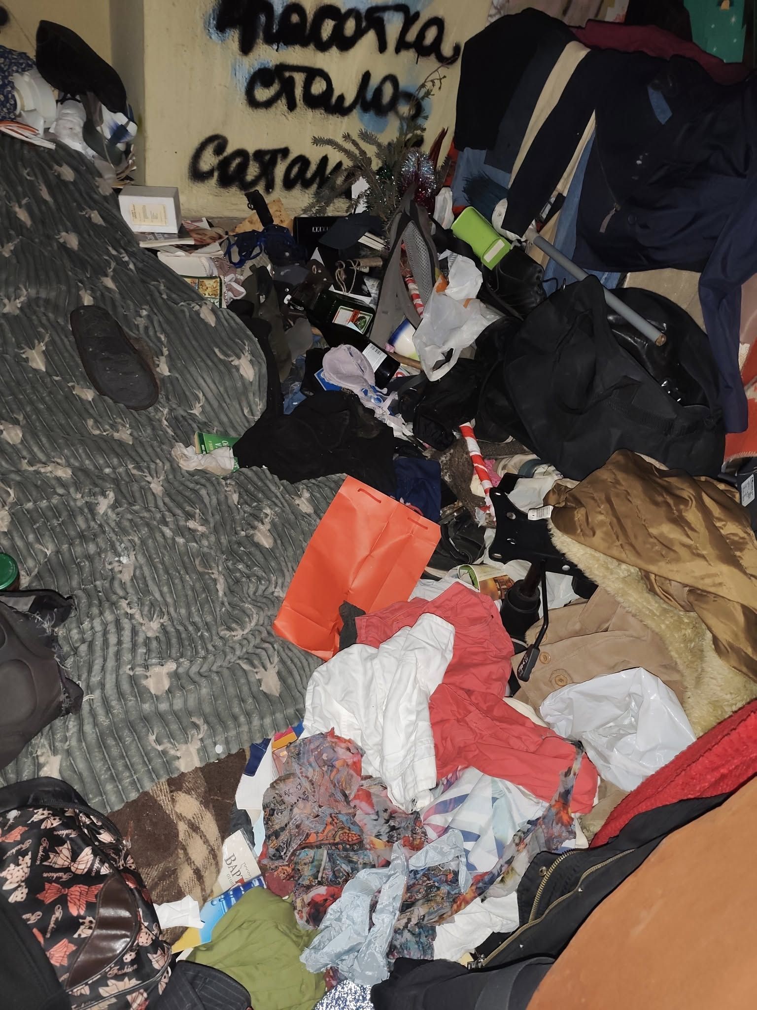 618254378_1873923179931861_2502316009878764569_n Сміття, залишки їжі та одяг