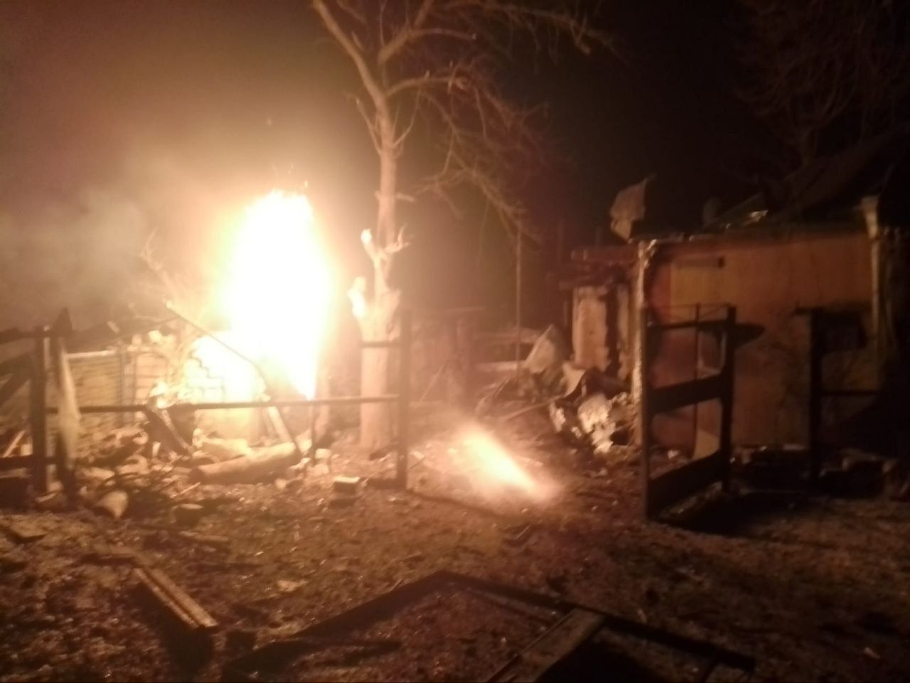 Двоє загиблих: вночі ворог атакував БпЛА Дніпропетровщину 