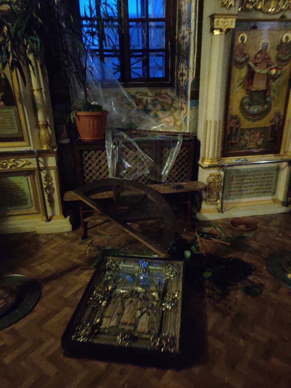 У Нікополі внаслідок обстрілу пошкоджений Спасо-Преображенський собор