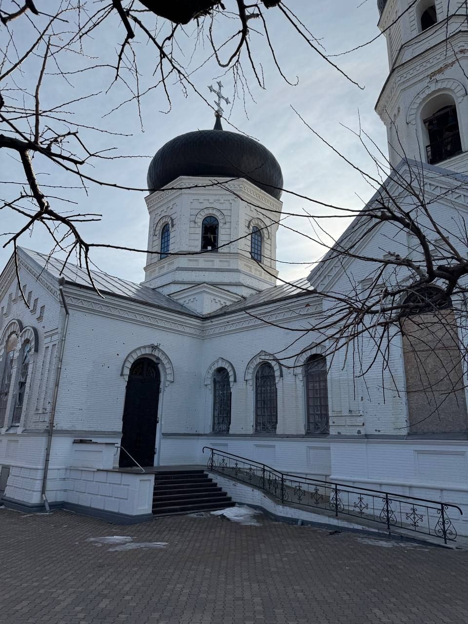 У Нікополі внаслідок обстрілу пошкоджений Спасо-Преображенський собор