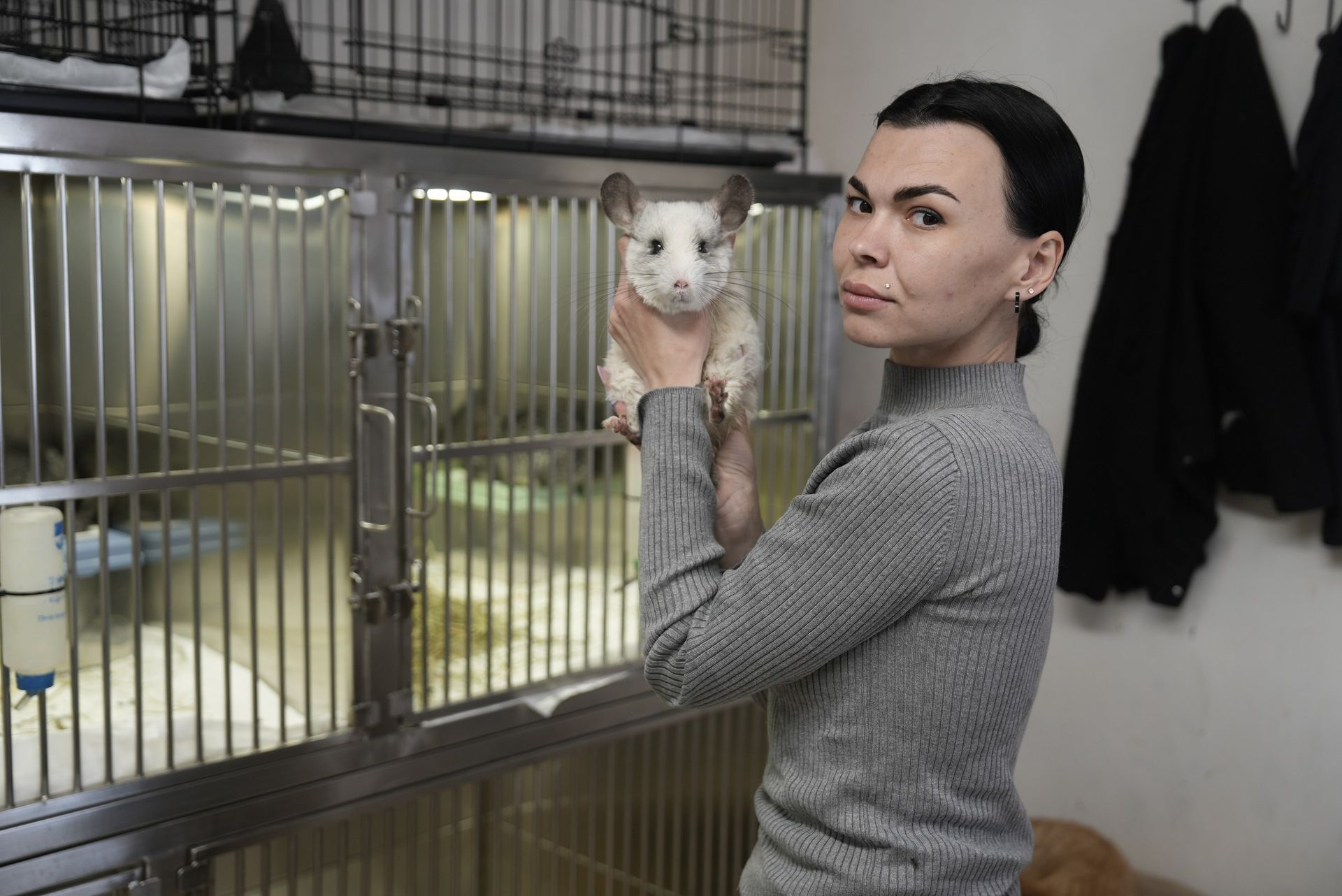 Яна Русіна та врятована шиншила