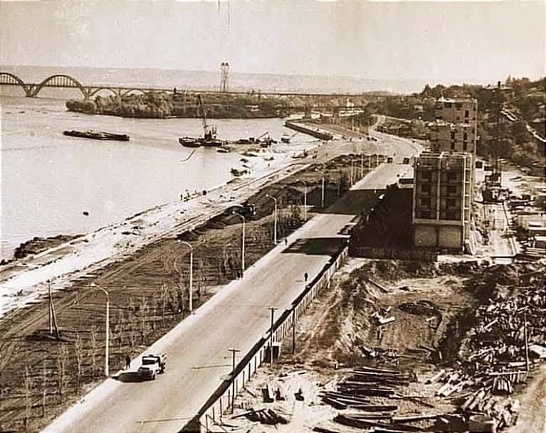 Такова была в конце 1960-х набережная