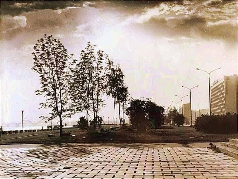 Отель и набережная