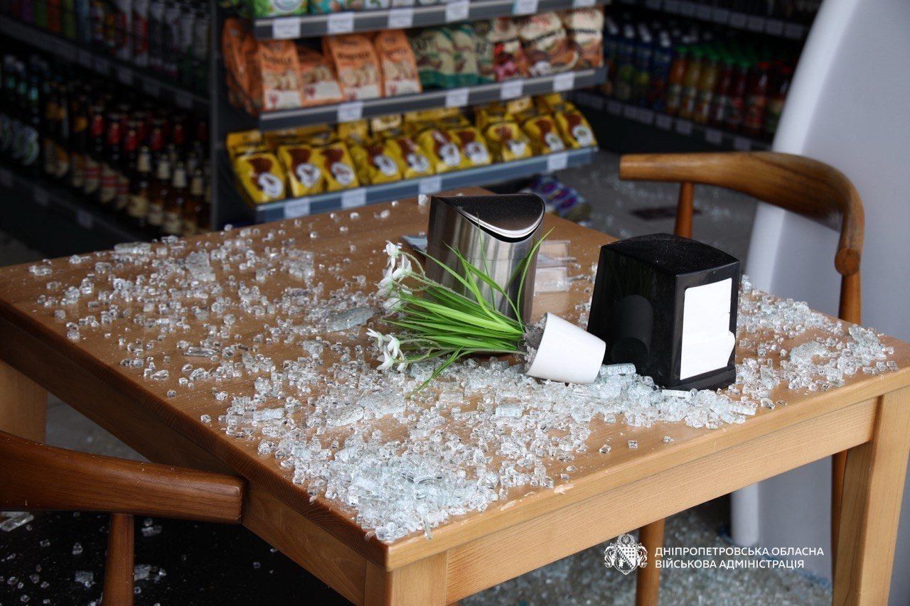 IMG_20260414_133330_594 Разрушений жилой застройки нет, но пострадали коммерческие помещения