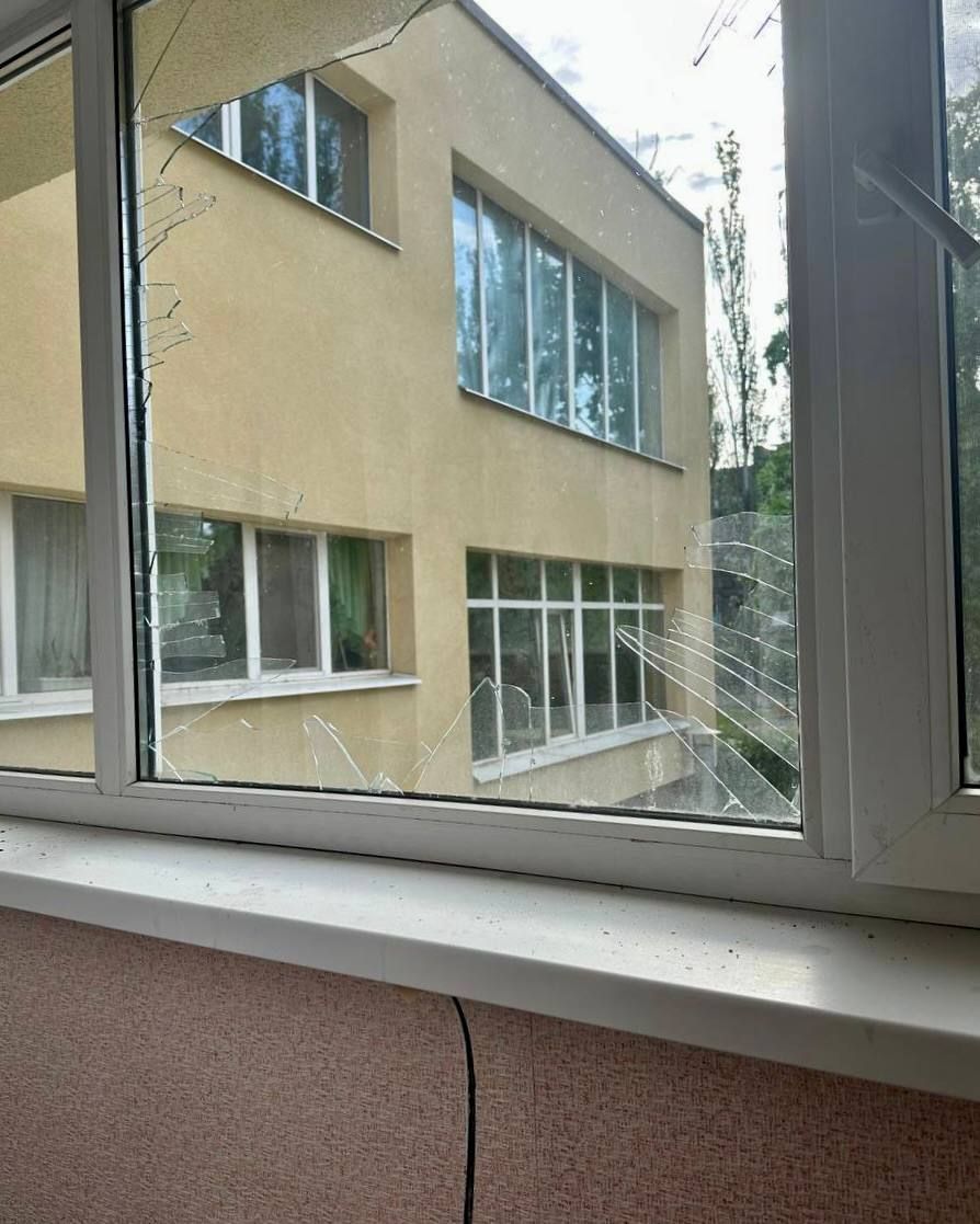 Вибиті вікна